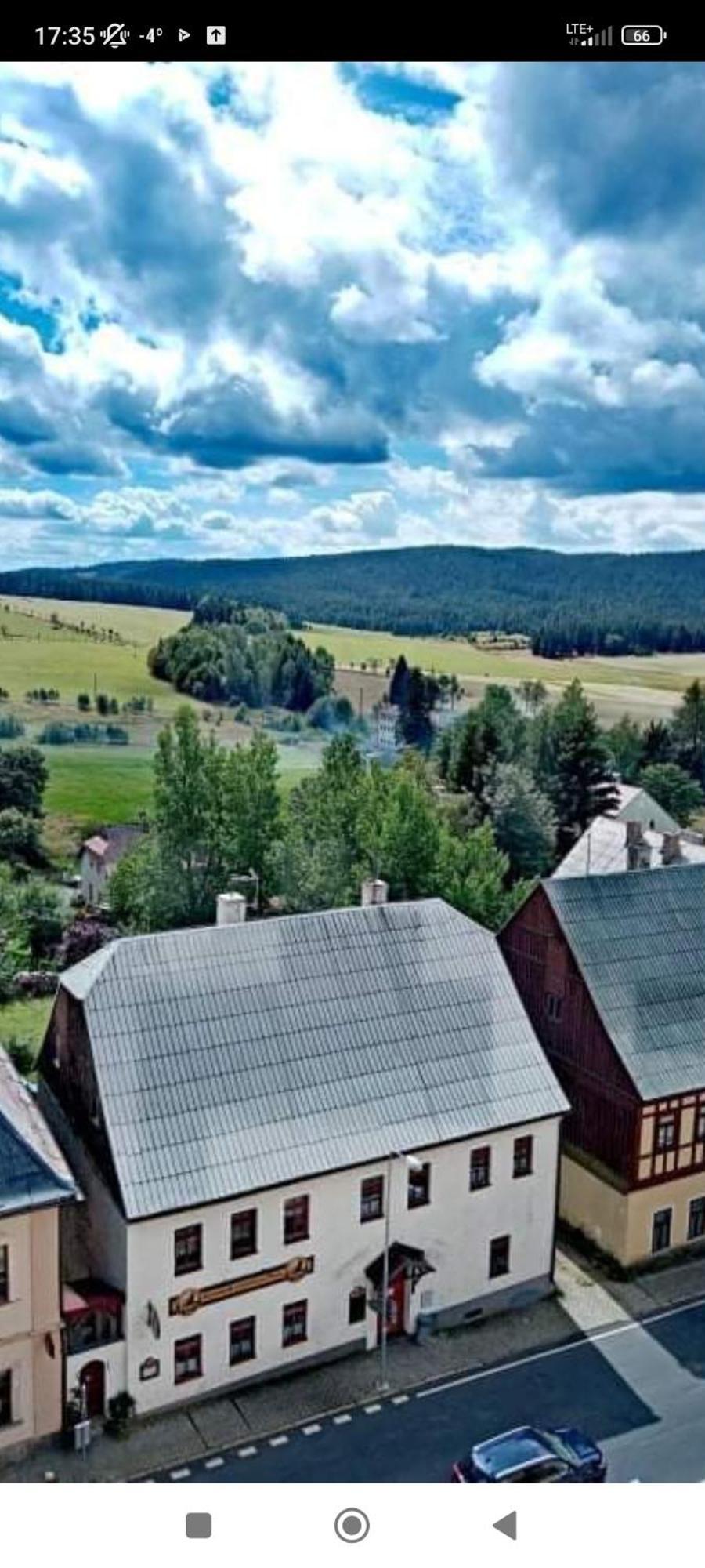 Restaurace A Penzion Vlci Jama Horní Blatná Exterior foto